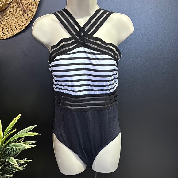 Tempt Me Halter crisscross mesh,mesh waist Tummy Control removable pads - Picture 2 of 14